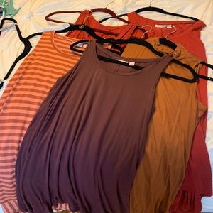 NWOT LOGO Layers Lori Goldstein Tank Tops. Xs 15